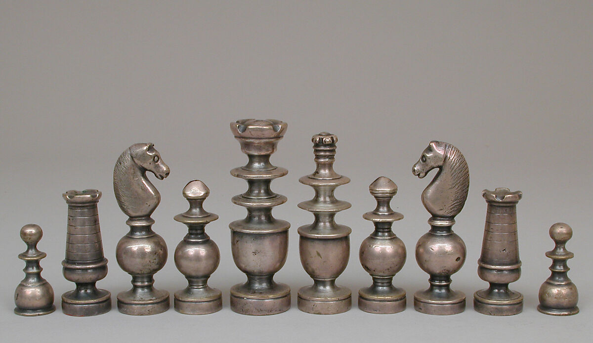 Chess set, Bronze, wood, Spanish