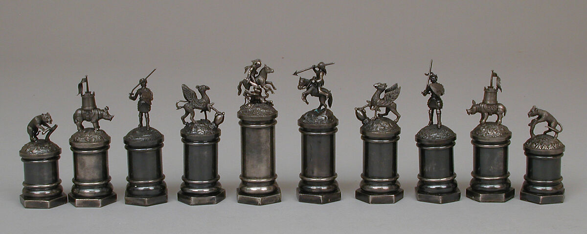 Chessmen (32) and box, Silver, polished and oxidized, German 