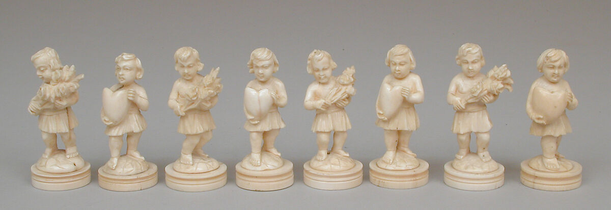 Chessmen (32), Ivory, Italian