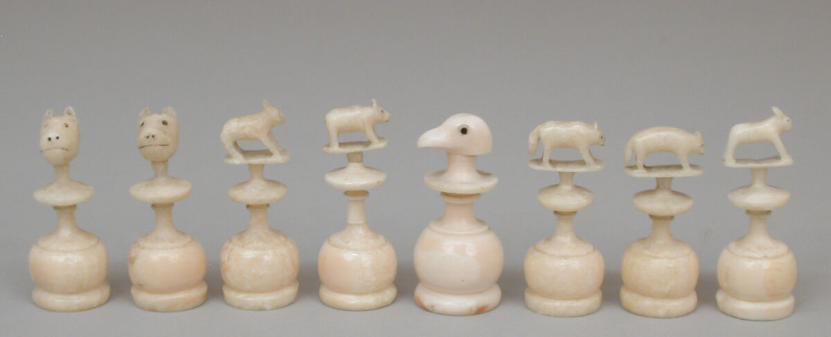 Chessmen (32), Walrus ivory, Inuit, Franz Joseph Land