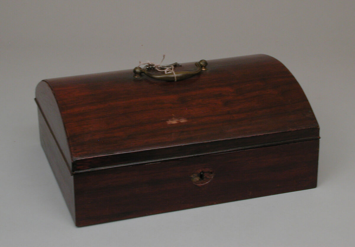 Frenchmen and African chessmen (32) and box, Ivory, mahogany, brass, French, Dieppe