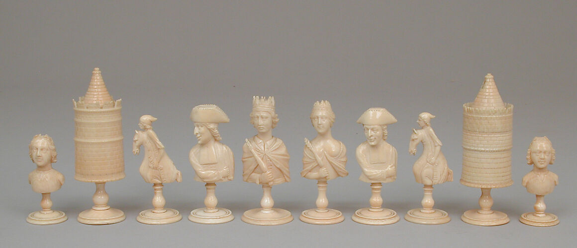 Frenchmen and African chessmen (32) and box