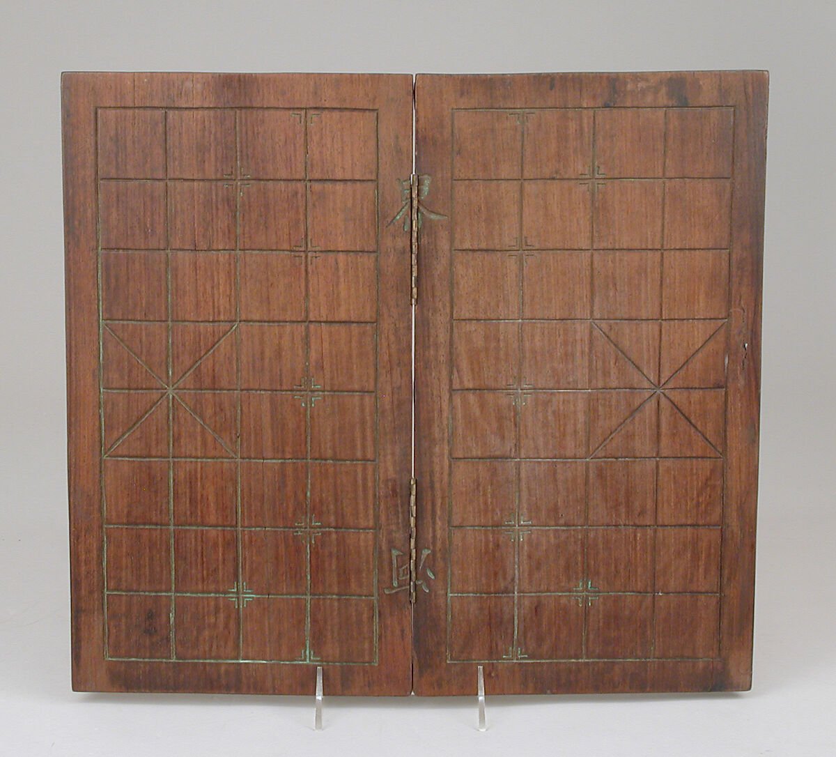 Chessmen (30) and board and box, Ivory, wood, Chinese