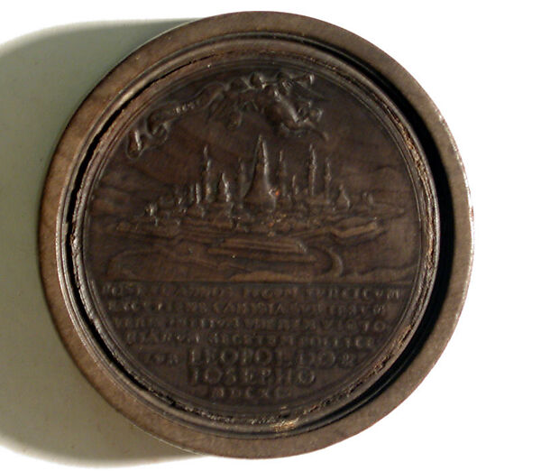 Group of Fourteen Roundels for Jeu de Moulin, Rosewood, German