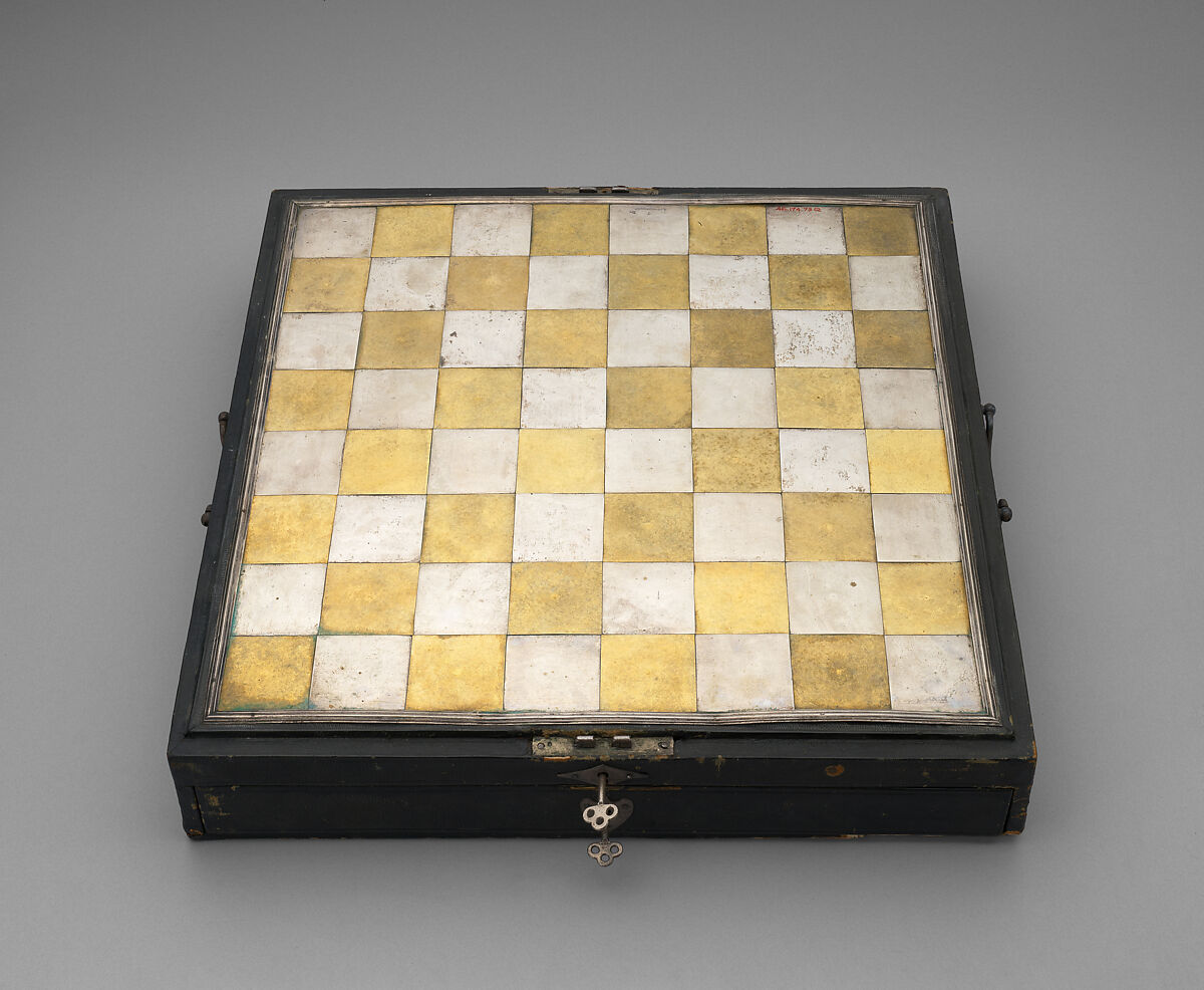Battle of Panormus chessmen (32) and box-board, Design attributed to Andreas Schluter, Danzig and the Court of Berlin, Silver, silver-gilt, German