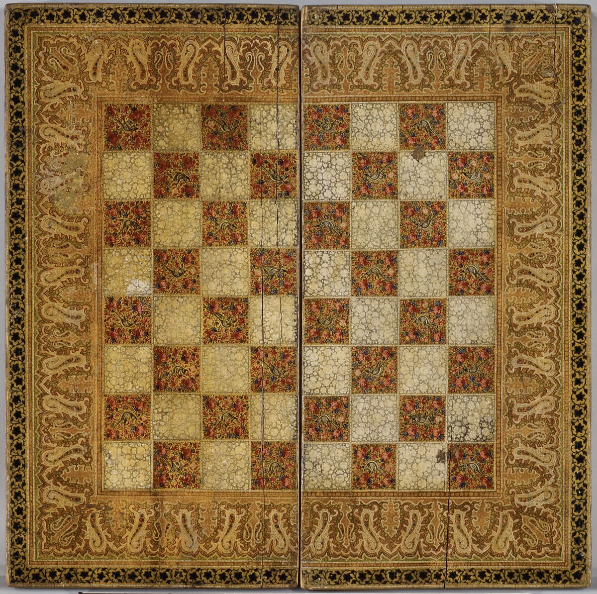 Chess and backgammon board, Wood, Indian 