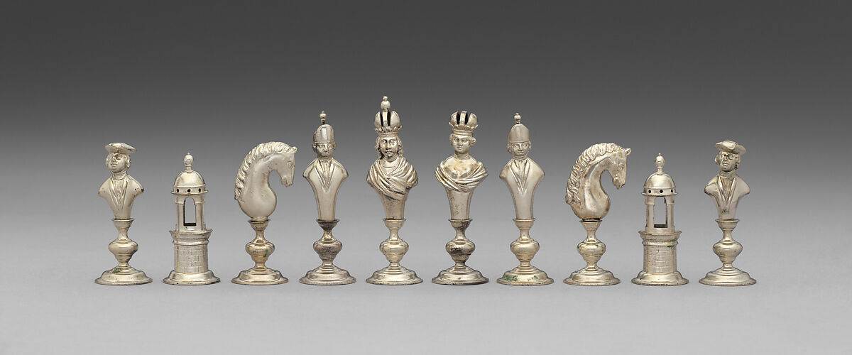 Chess set and board with box, Silver, gold, leather, Austrian, Vienna