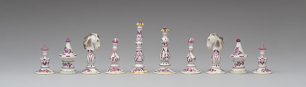 Chessmen (32), Hard-paste porcelain, German, Fürstenberg