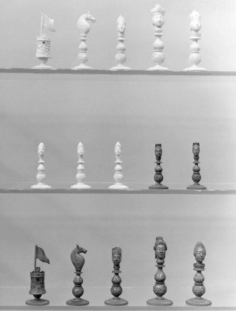 Chessmen (32), Ivory, Chinese 