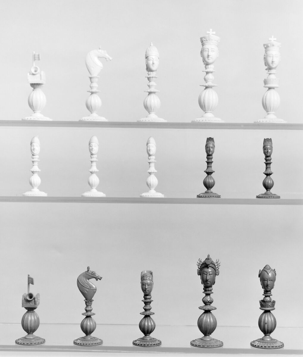 Chessmen (32), Ivory, Chinese 