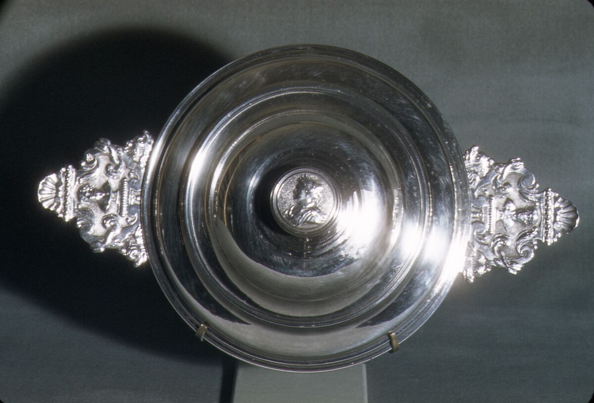 Broth bowl with cover (écuelle), François-Isaac Balduc (master 1724, active 1768), Silver, French, Sens (Paris Mint)