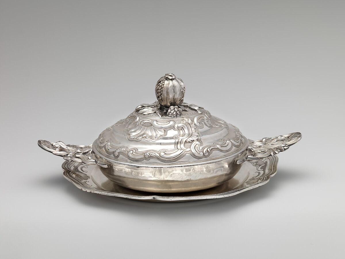 Broth bowl with cover and matching stand (écuelle), Louis Landes (master ca. 1770, active 1789), Silver, French, Toulouse 