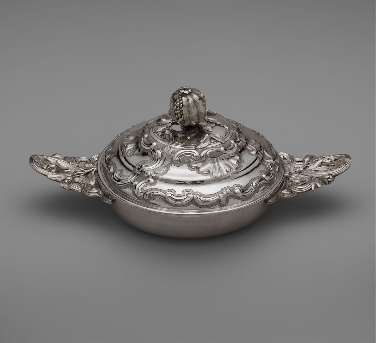 Broth bowl with cover and matching stand (écuelle), Louis Landes (master ca. 1770, active 1789), Silver, French, Toulouse