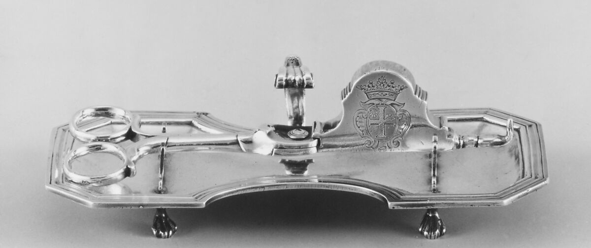 Snuffers and tray, Possibly Achille Bellanger (master 1703, recorded 1715), Silver, French, Paris
