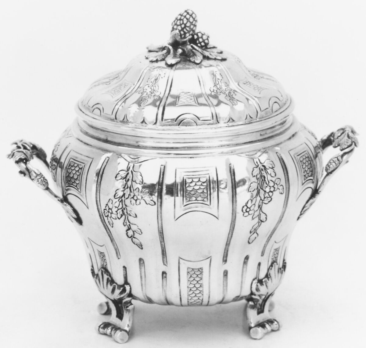 Sugar bowl with cover and tray, Joseph-Virgile Vilhet, Silver, French, Avignon
