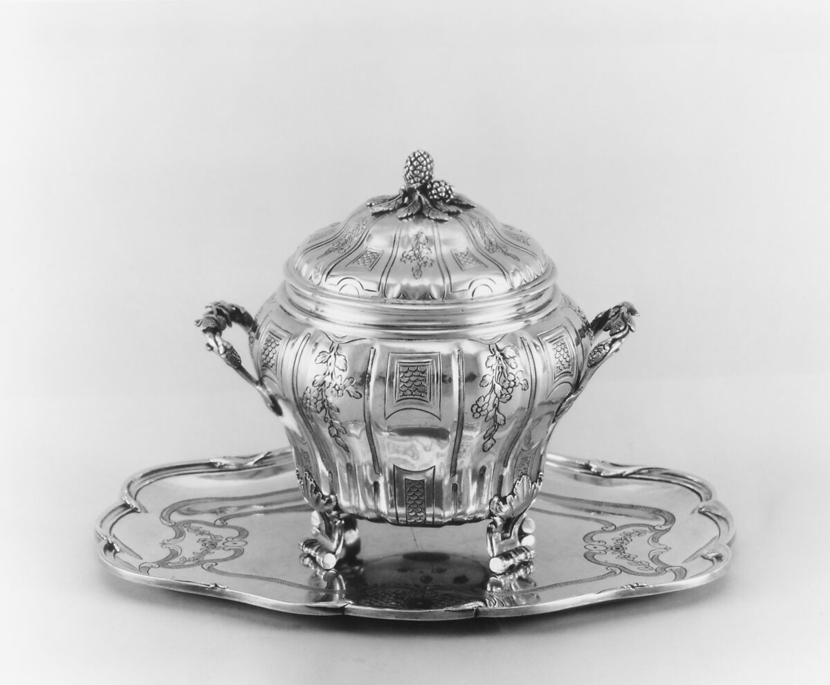 Sugar bowl with cover and tray, Joseph-Virgile Vilhet, Silver, French, Avignon 