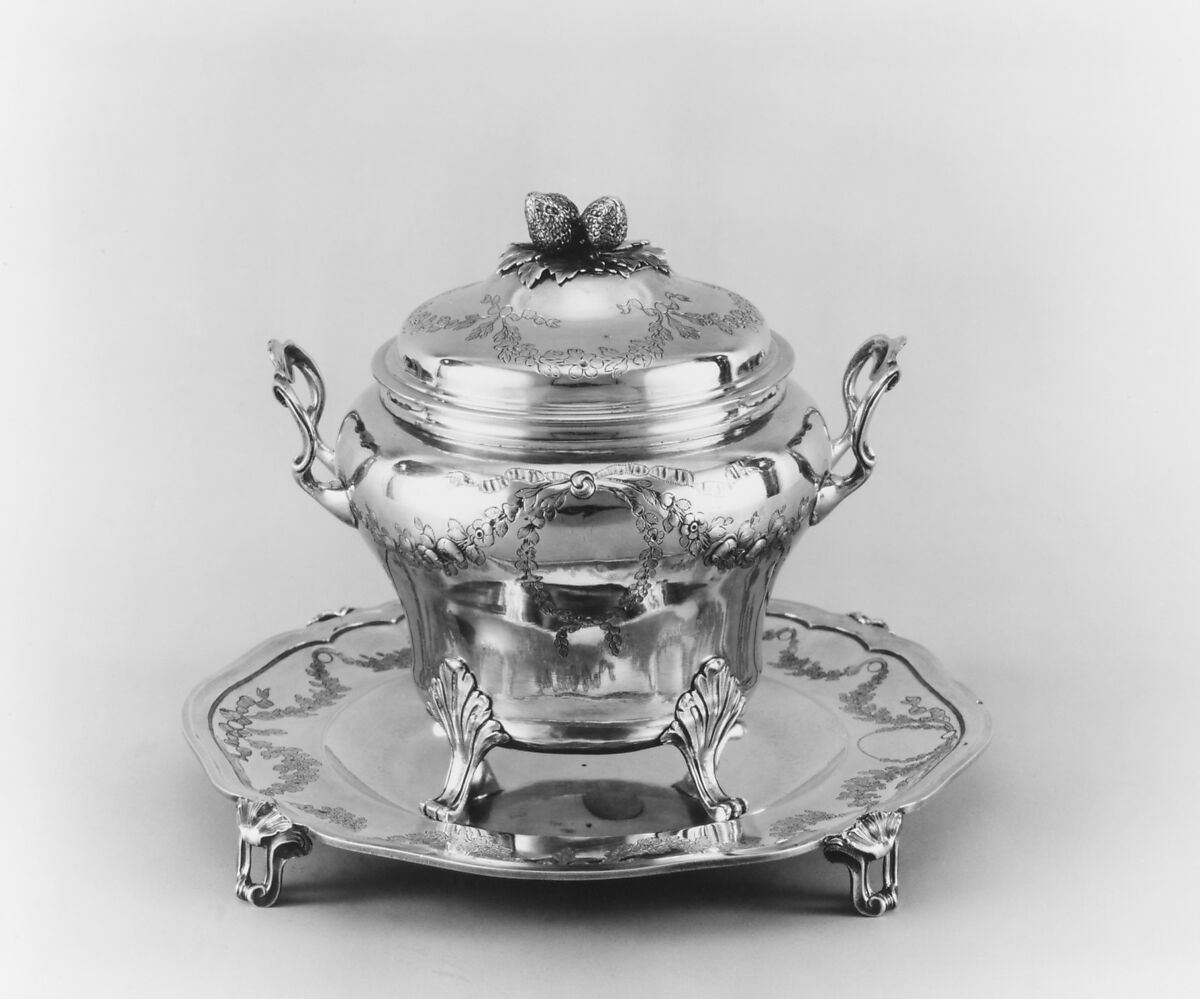 Sugar bowl with cover and tray, Joseph-Théodore Vancombert (né Van Cauwenbergh) (master 1770, recorded 1787), Silver, French, Paris 