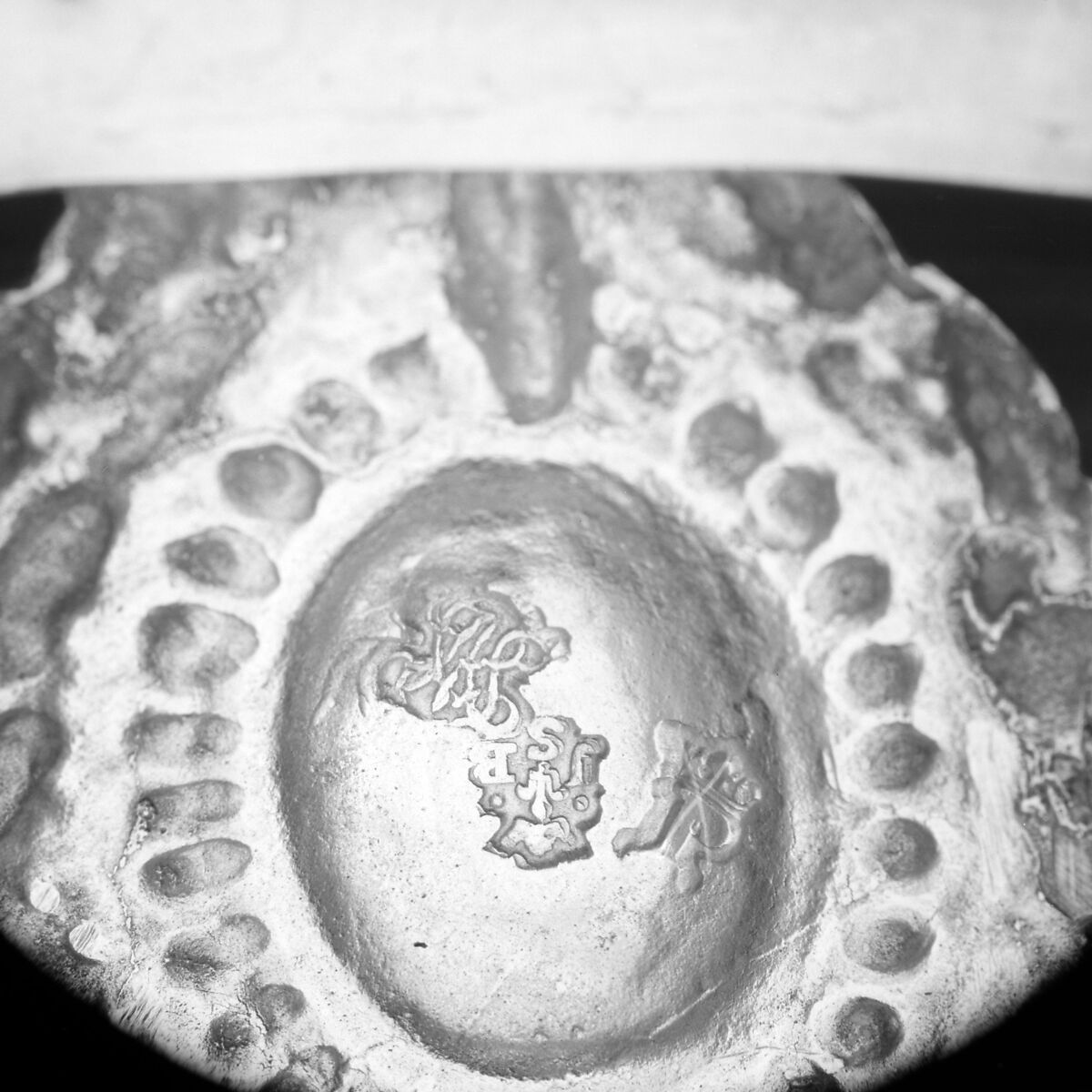 Mustard pot, Jean-Baptiste Saurin (born 1734/6, master 1774, recorded 1793), Silver; glass, French, Paris