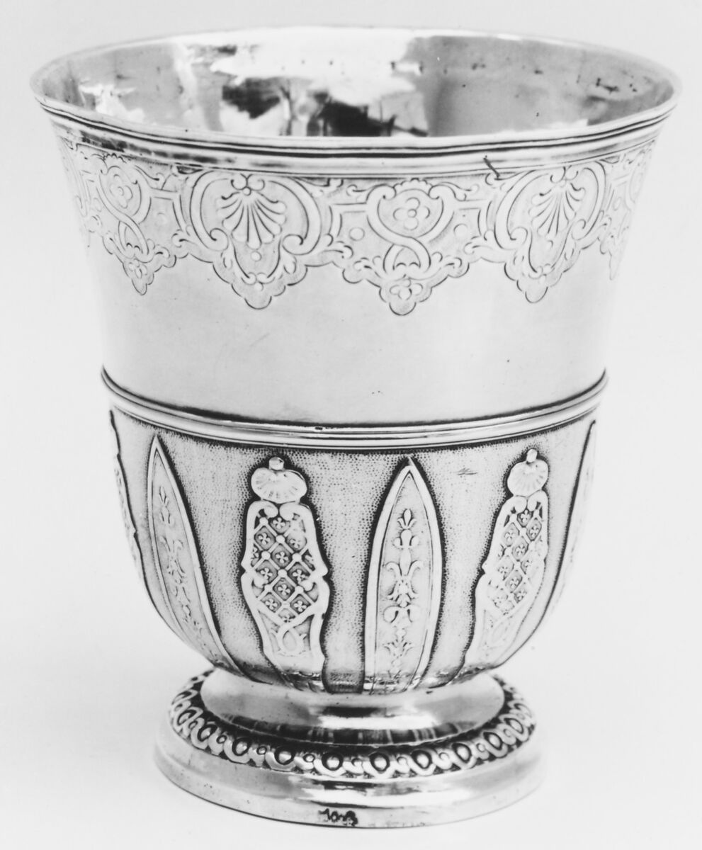 Beaker, Possibly by Etienne Guiart (master 1712), Silver, French, Paris 