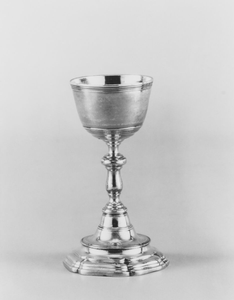Egg cup, Michel II Delapierre (master 1737, recorded 1785), Silver, French, Paris 