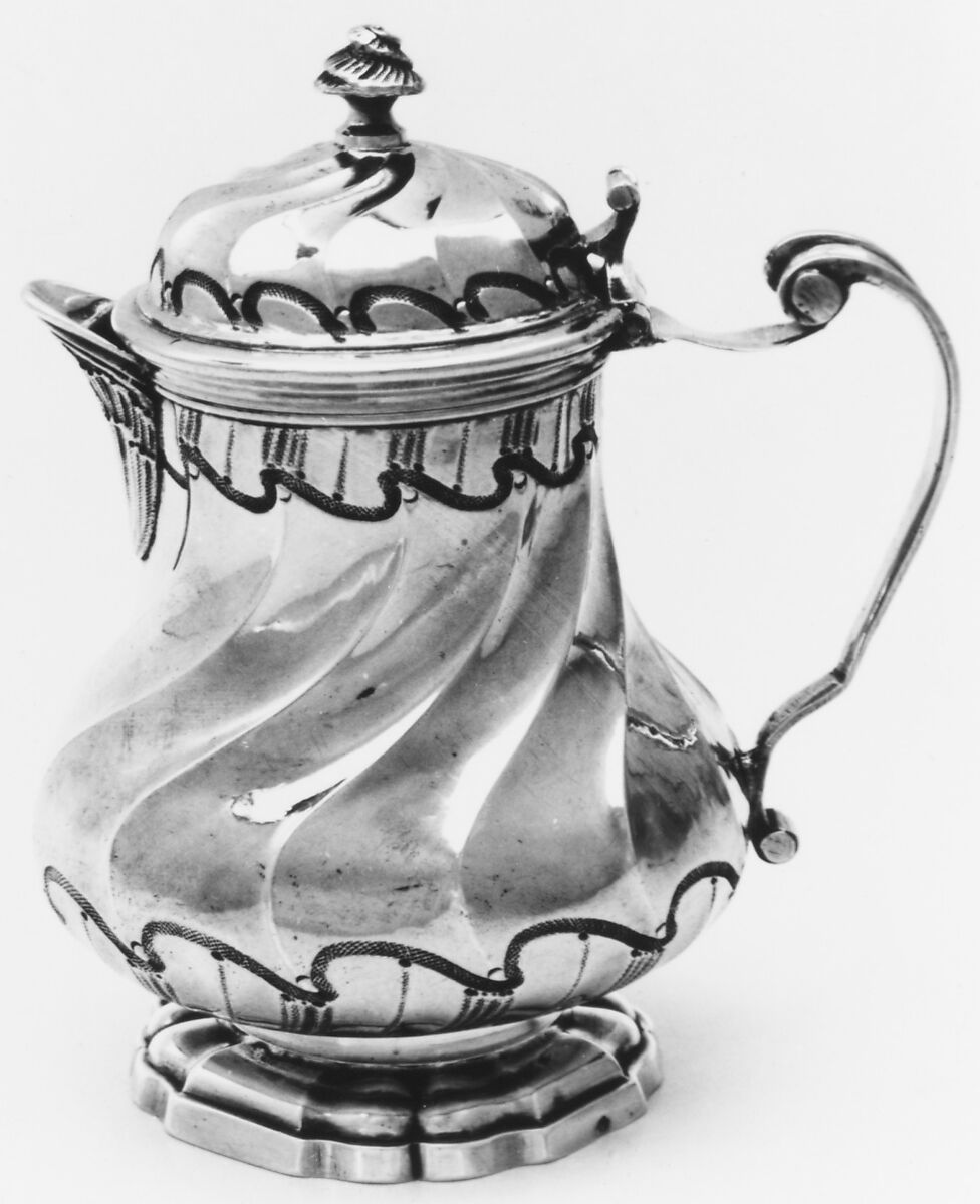 Mustard pot, Alexis Micalef (master 1756, transferred to Lyons 1773, active Lyons 1788), Silver, French, Paris 