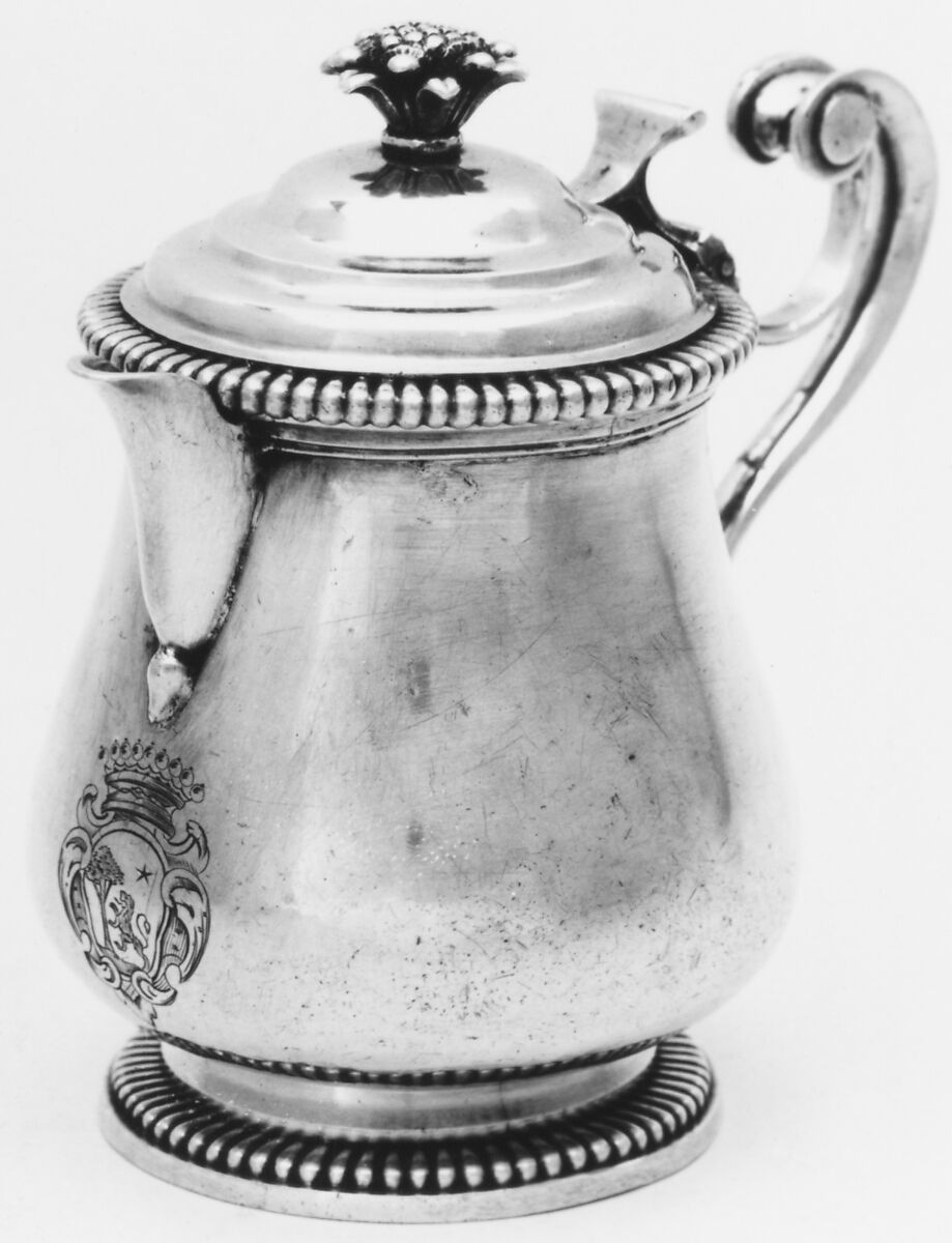 Mustard pot, Antoine Moyset (French, active Toulouse, master 1729, died 1764), Silver, French, Toulouse 