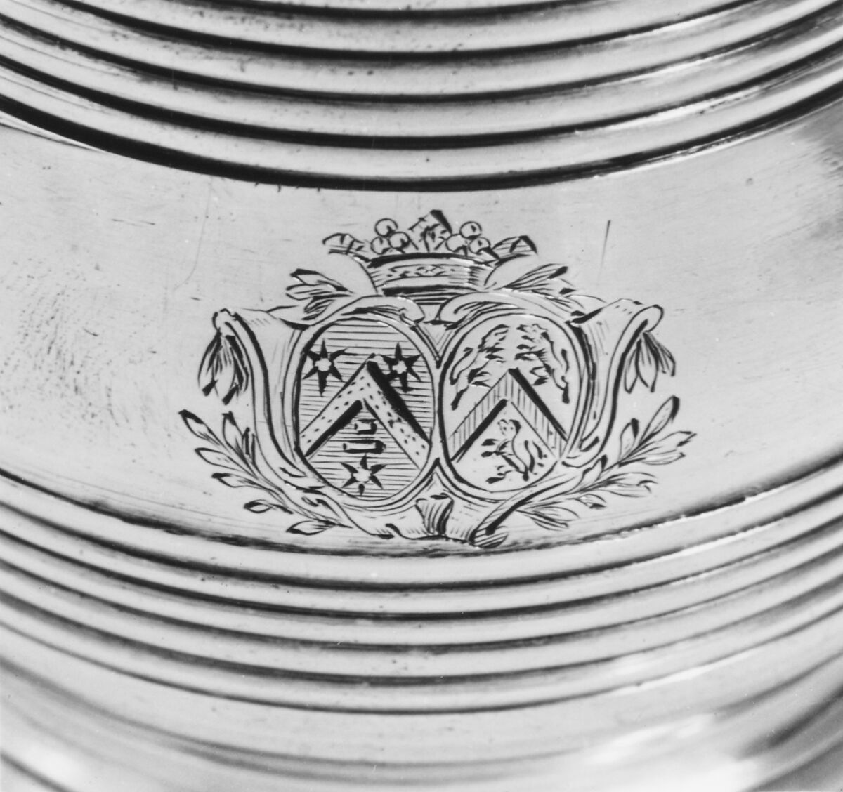 Mustard pot, Antoine Plot (French, 1701–1772, master 1729), Silver, French, Paris