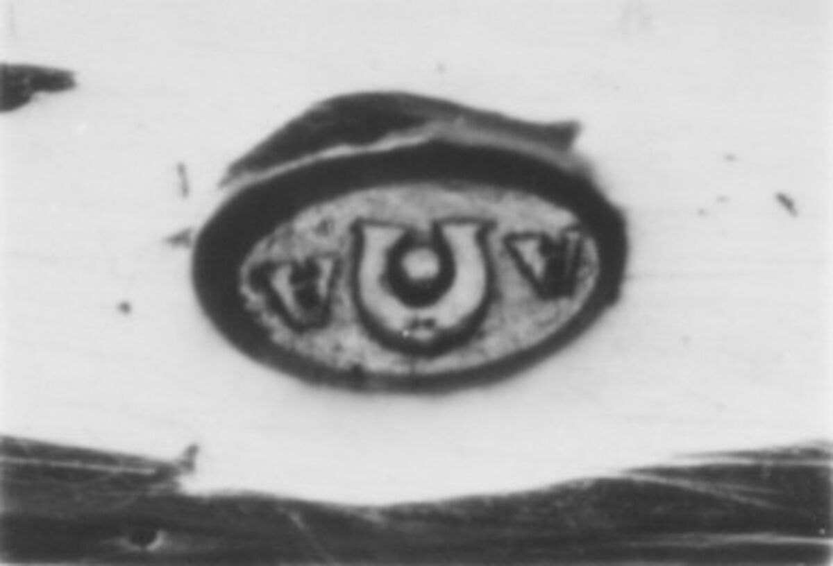 Pair of candlesticks, Charles Petit (master 1659, registered new mark 1680, recorded 1695), Silver, French, Paris