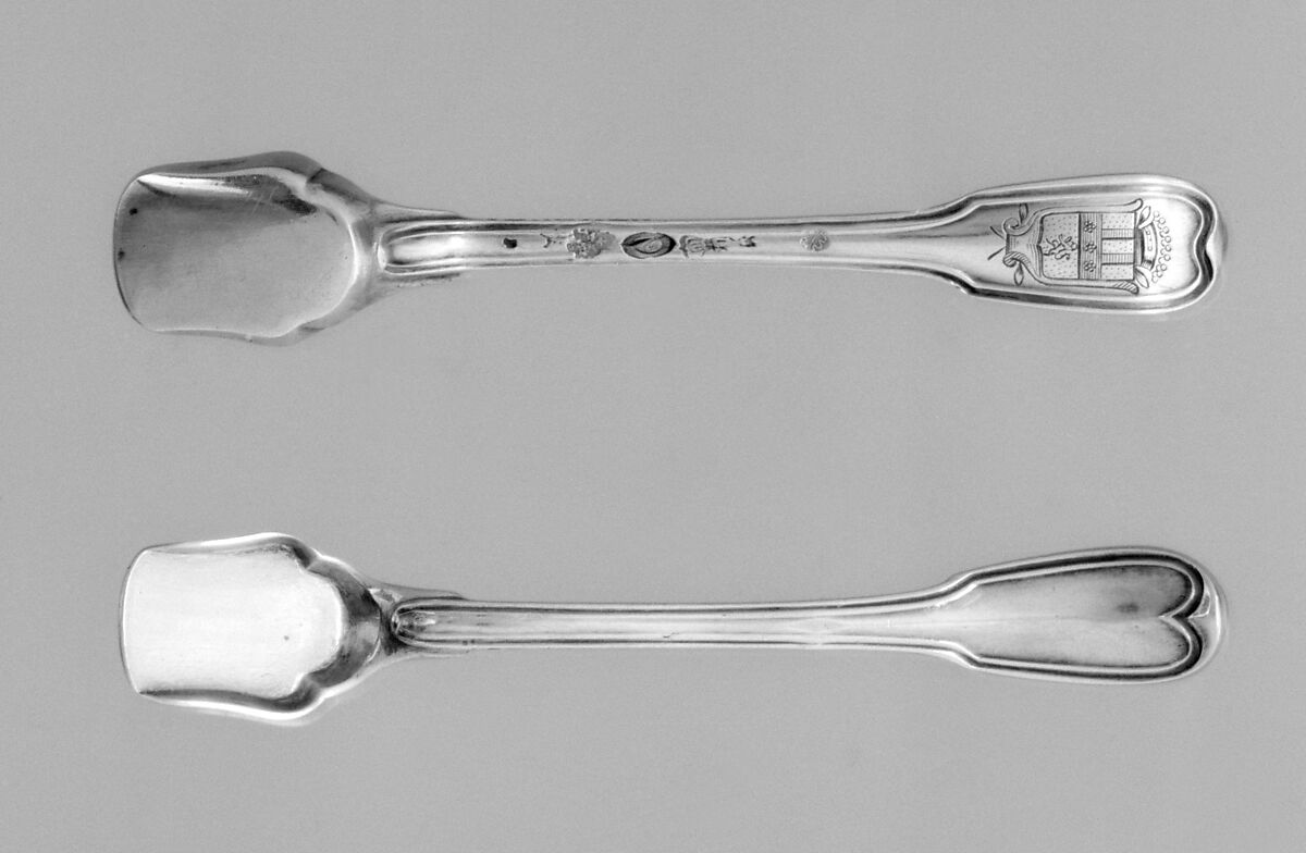 Pair of salt spoons, Silver, French, Paris 