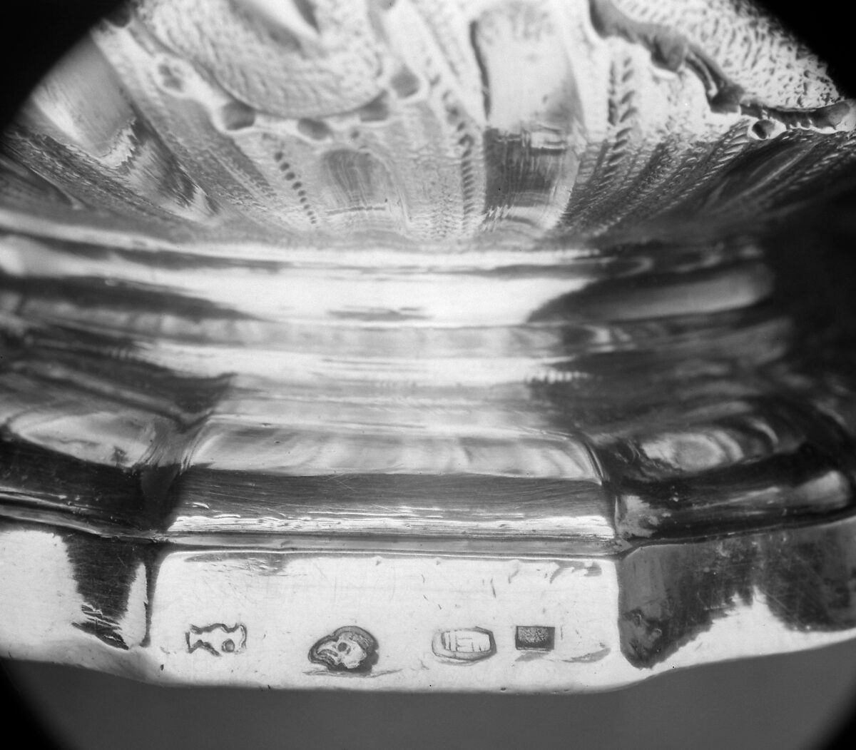 Mustard pot, Maker: possibly Louis-Gaspard Thévenot (born 1705, master 1735, recorded 1768), Silver, French, Paris