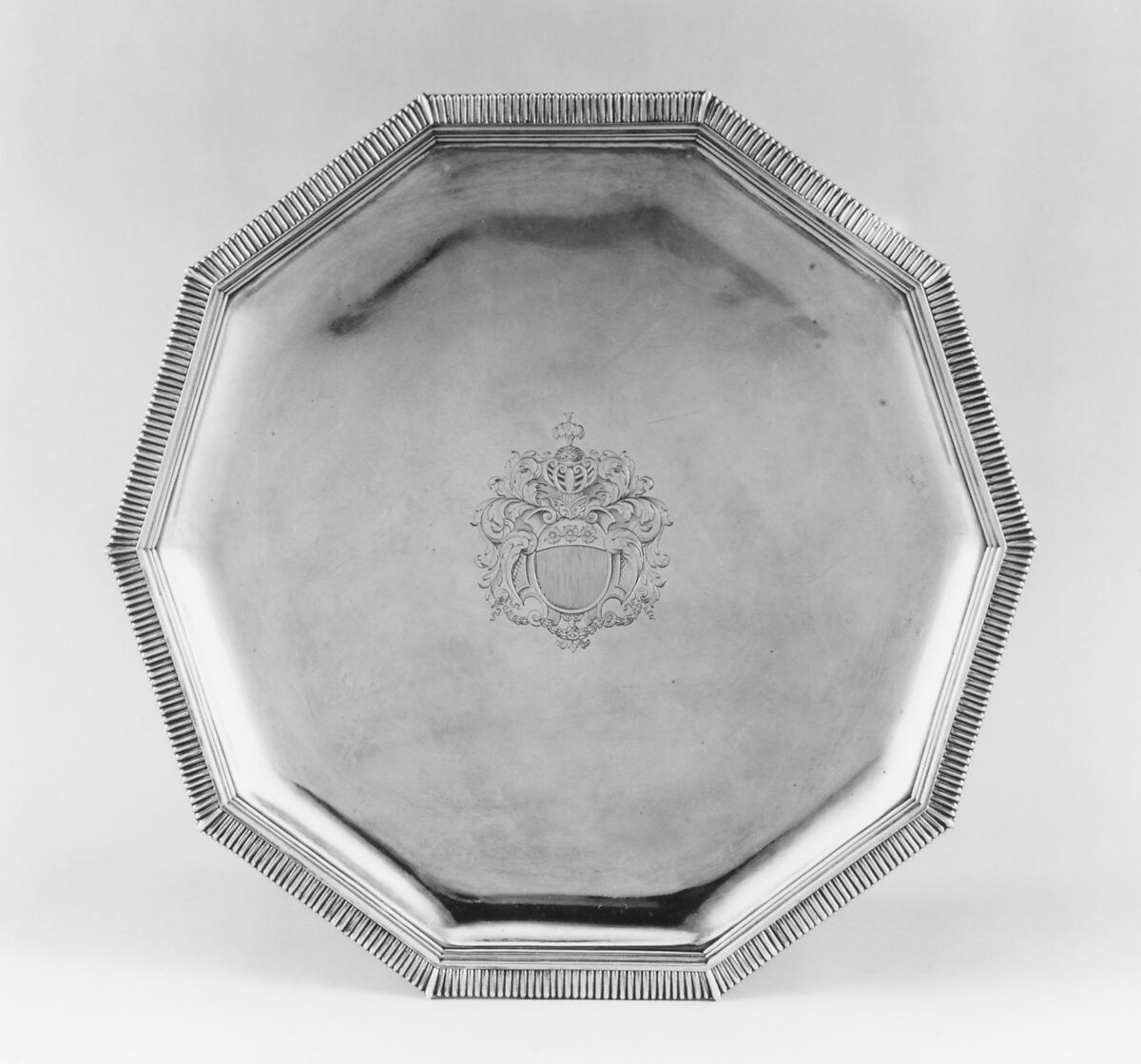 Salver, Attributed to Jean-Joseph Giraud (master 1707, retired 1751), Silver, French, Marseilles (Aix Mint)