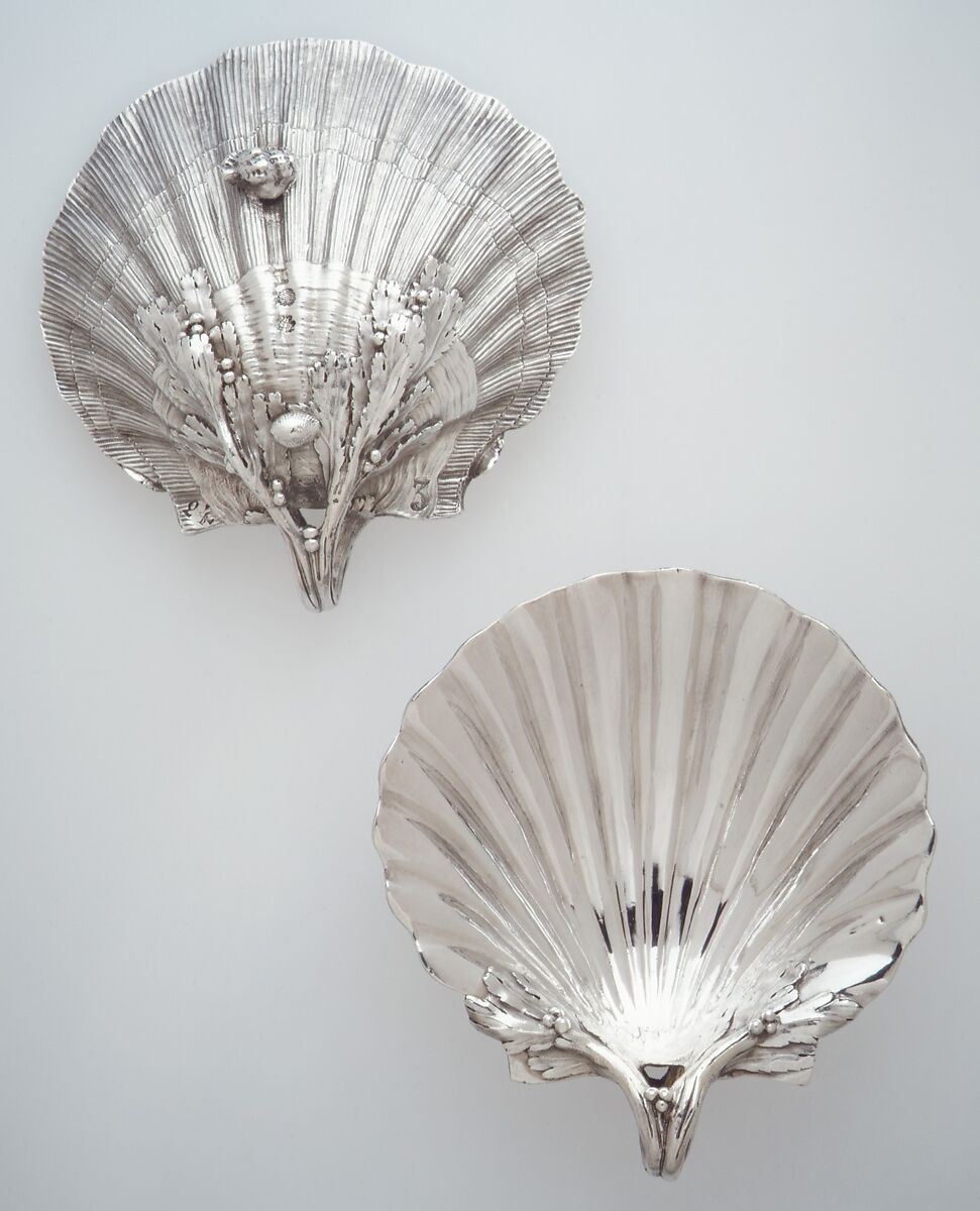 Pair of scallop-shell dishes, Jacques-Nicolas Roettiers (1736–1788, master 1765, retired 1777), Silver, French, Paris