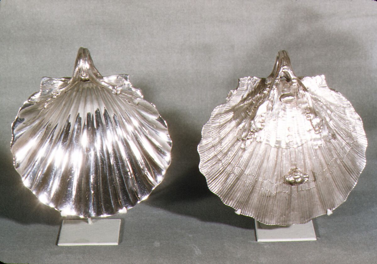Pair of scallop-shell dishes, Jacques-Nicolas Roettiers (1736–1788, master 1765, retired 1777), Silver, French, Paris