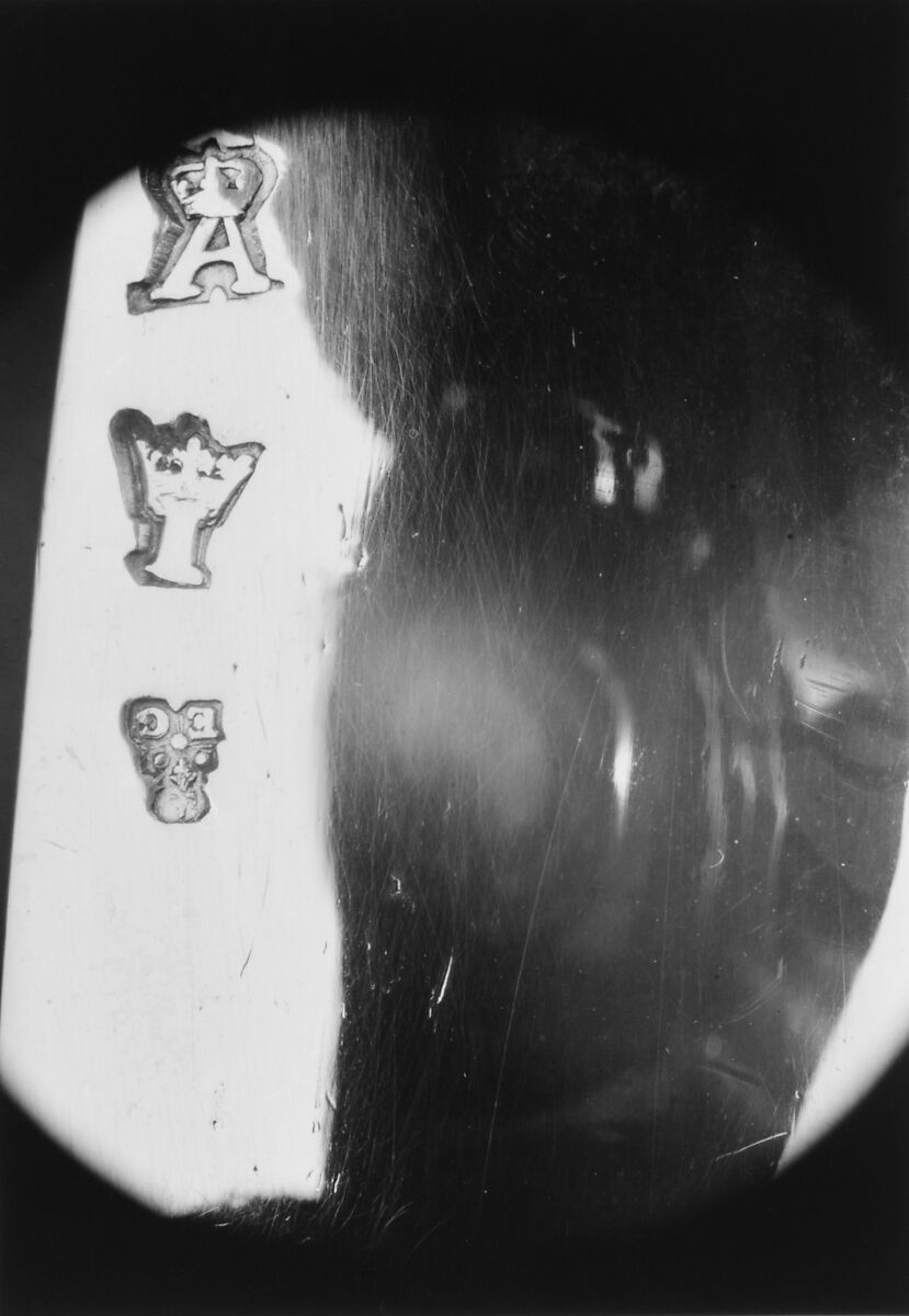 Broth bowl with cover (écuelle), Éloi Guérin (ca. 1704–in or before 1765, master 1727, retired 1760), Silver, French, Paris