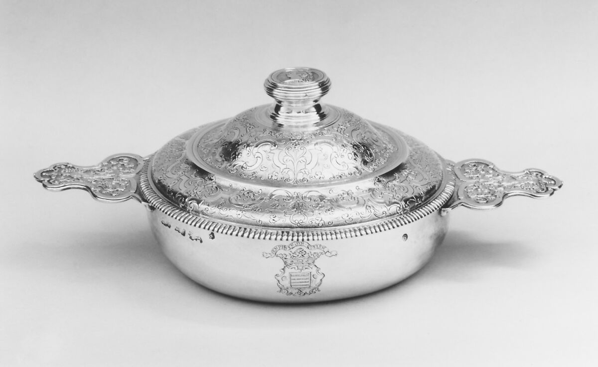 Bowl with cover (écuelle), Nicolas-Antoine de Saint-Nicolas (master 1714, recorded 1755, not recorded 1756), Silver, French, Paris 