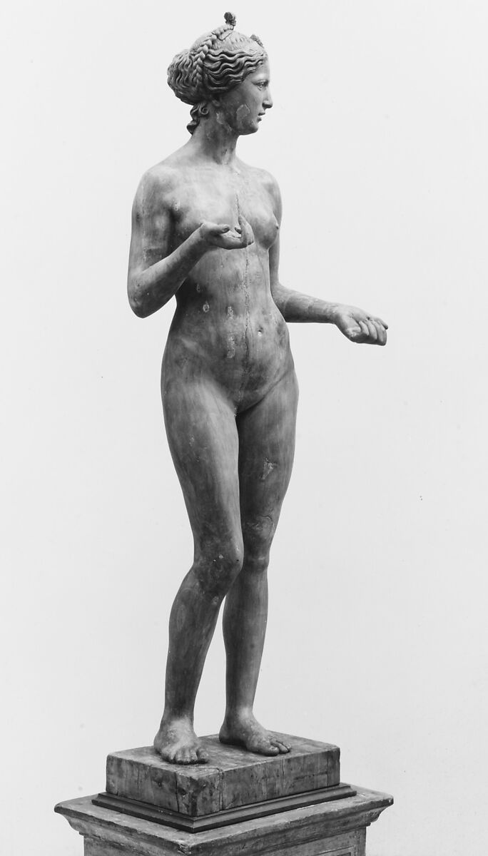Standing woman (possibly Venus or Eve), Fruitwood, with traces of paint, possibly French
