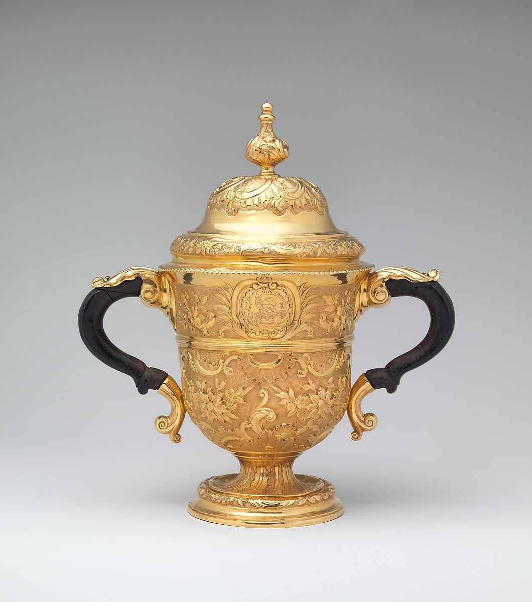 Two-handled cup with cover, William Gilchrist (Scottish, active 1736), Gold, ebony, Scottish, Edinburgh 
