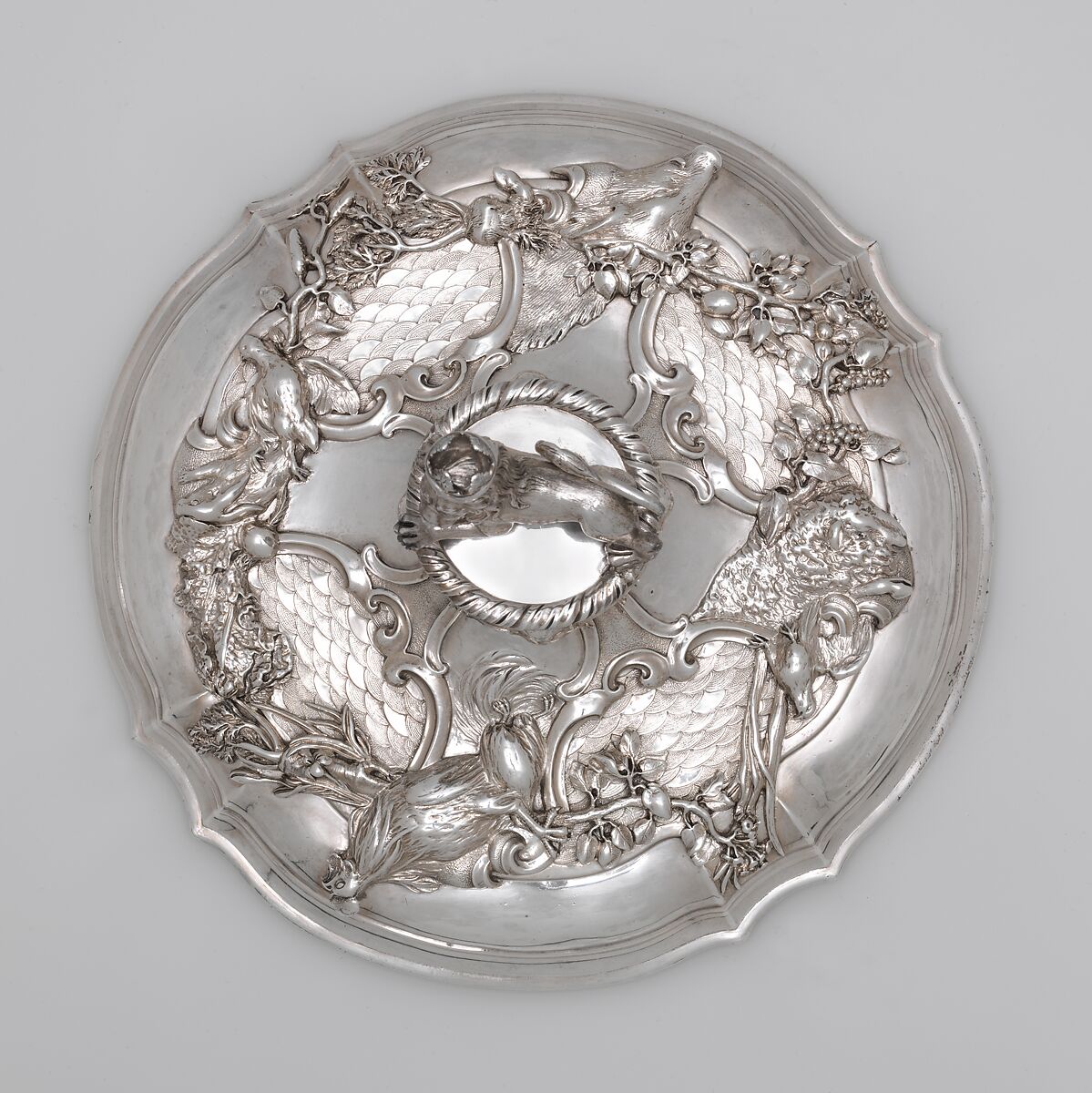 Tureen, Paul de Lamerie (British, 1688–1751, active 1712–51), Silver, British, London