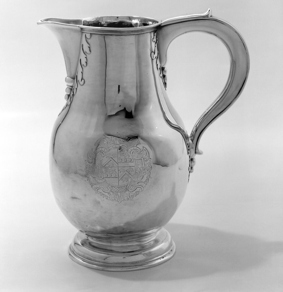 Water jug, Seth Lofthouse (entered 1697, last mention 1716), Silver, British, London 