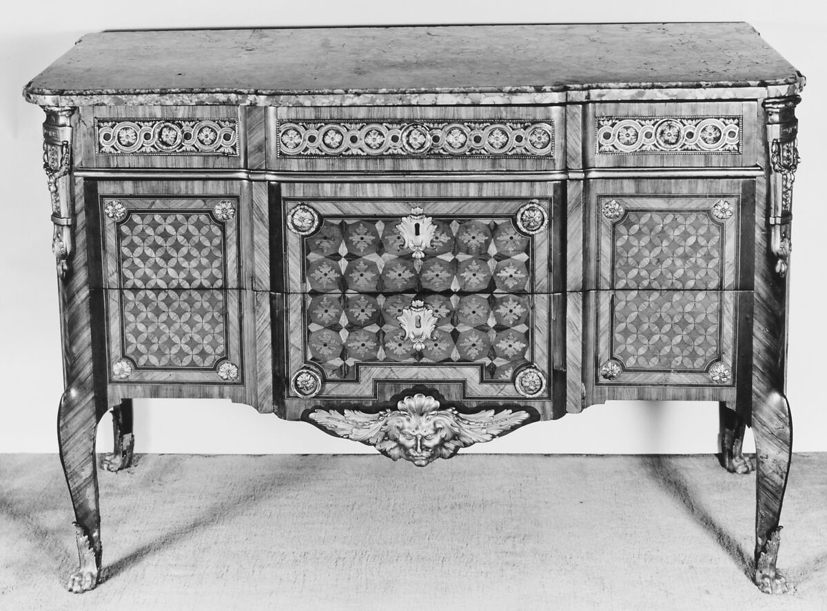 Commode, Tulipwood, harewood on oak; gilt bronze, French