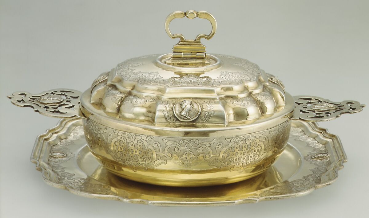 Bowl with cover (écuelle) and plate, Ludwig Schneider (1684–1729), Silver gilt, German, Augsburg 