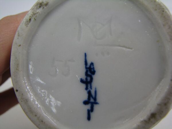 Vase, M. Louise McLaughlin (American, Cincinnati, Ohio 1847–1939 Cincinnati, Ohio), Porcelain, American