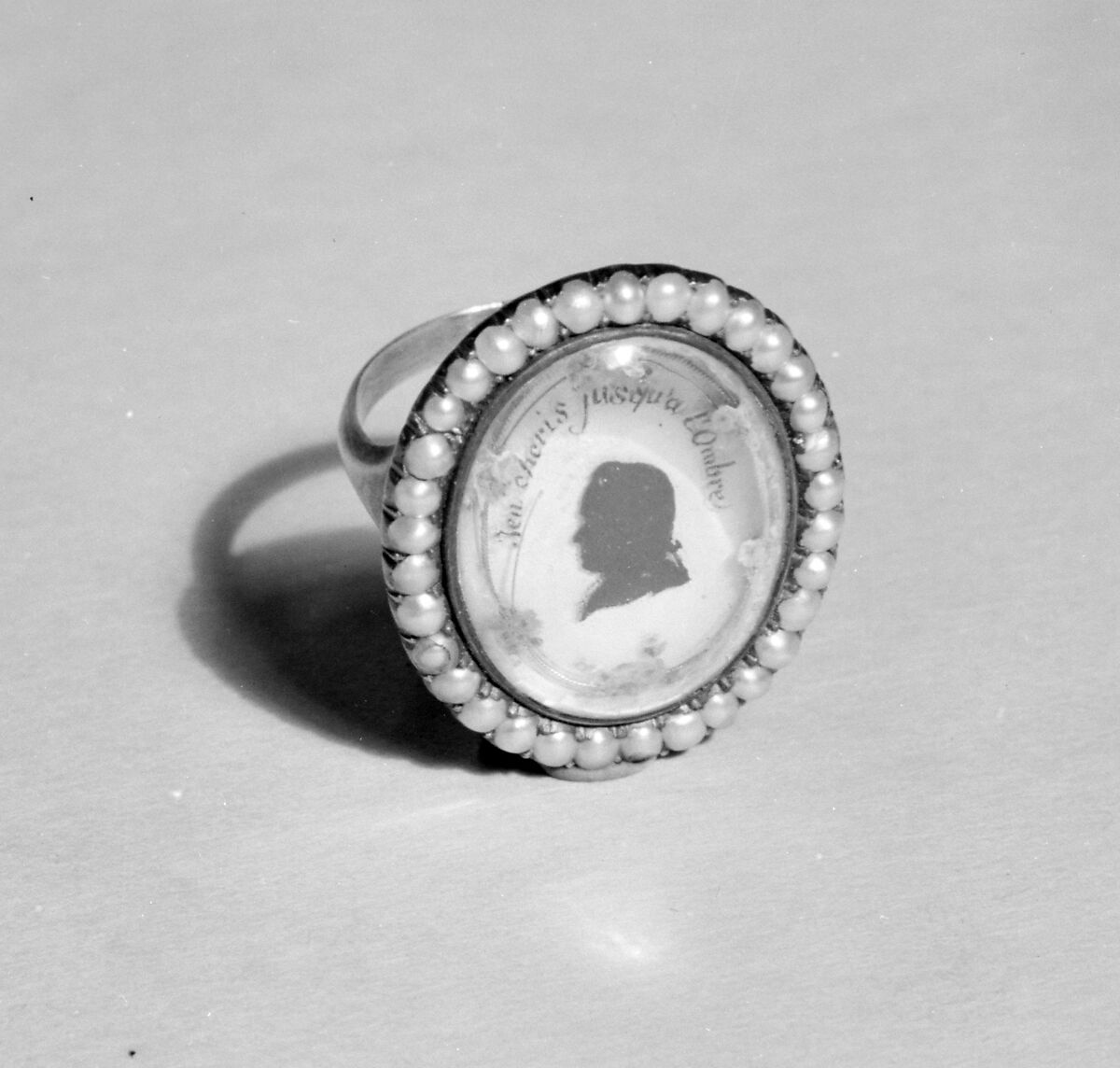 Memorial ring, Gold, pearls, probably British 
