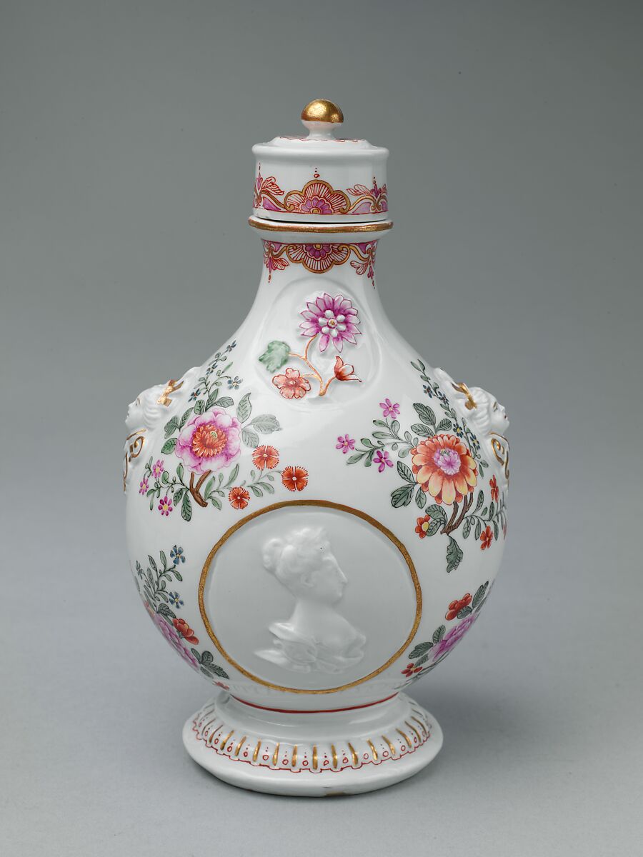 Pilgrim bottle with cover, Vienna, Hard-paste porcelain, Austrian, Vienna 