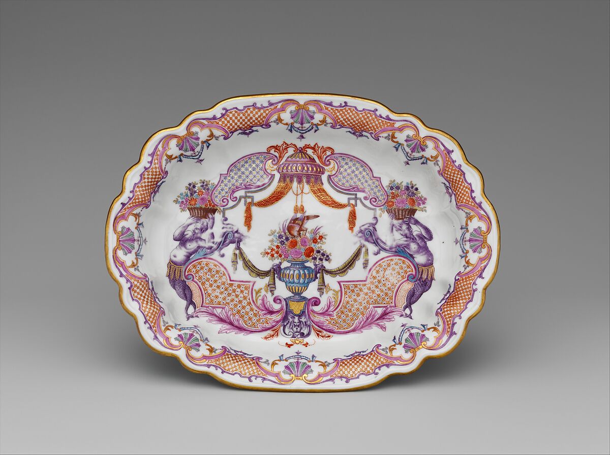 Stand for a small tureen, Vienna, Hard-paste porcelain decorated in polychrome enamels, gold, Austrian, Vienna 