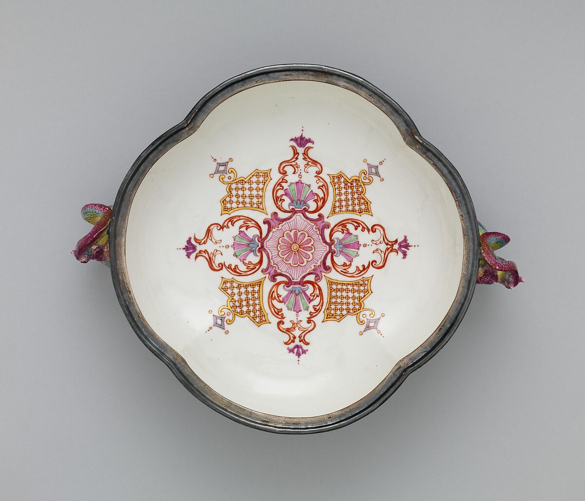 Small tureen and stand, Vienna, Hard-paste porcelain, Austrian, Vienna