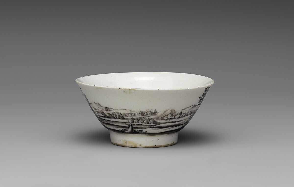 Teabowl and saucer, Decoration in the style of Vienna, Hard-paste porcelain, Austrian, Vienna