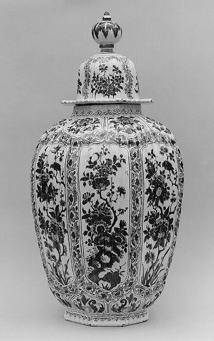 Vase with cover (one of a pair), Lambertus van Eenhoorn (Dutch, 1651–1721), Tin-glazed earthenware, Dutch, Delft 