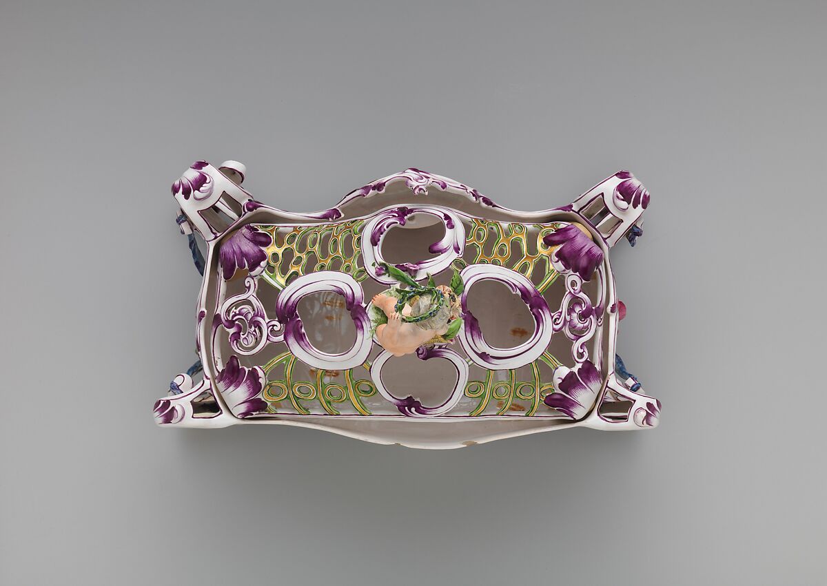 Potpourri with cover, Niderviller (French, manufactory established 1735), Faience (tin-glazed earthenware), French, Niderviller