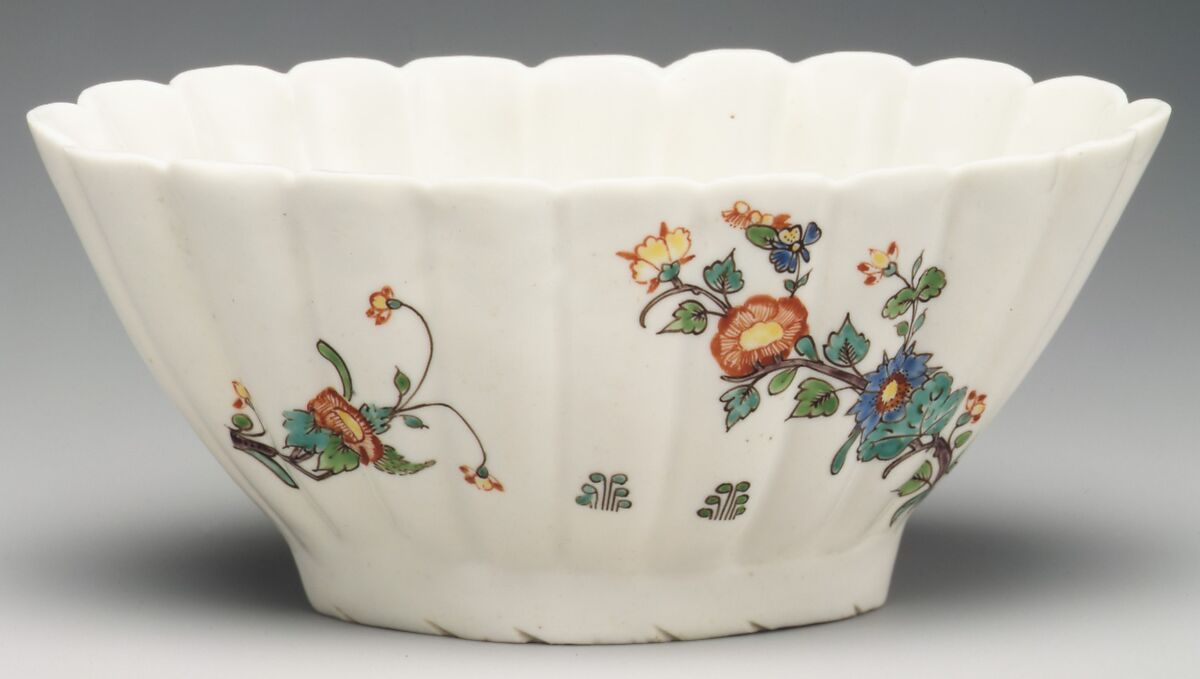 Dish, Chantilly (French), Tin-glazed soft-paste porcelain, French, Chantilly 